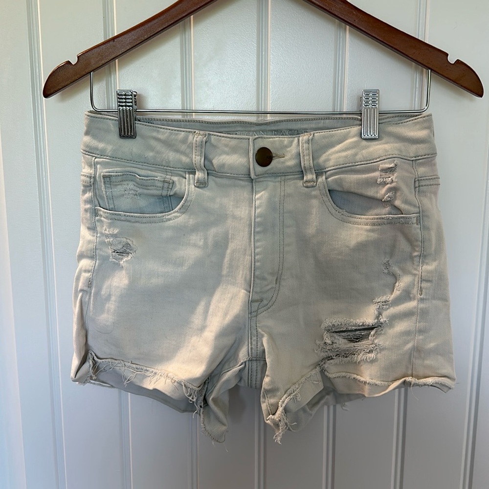 American Eagle Hi-Rise Jean Shorts - Size 6